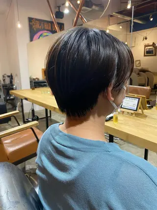 ショート 小日向 沙織のヘアスタイル