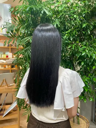 カラー みやもと みくのヘアスタイル