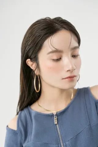 セミロング カラー 井崎 史帆のヘアスタイル