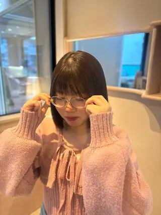 ミディアム カラー 櫻井 莉子のヘアスタイル