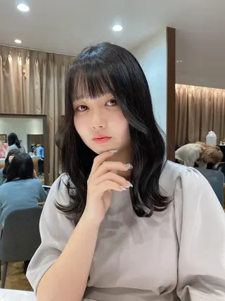 セミロング 顔周り🇰🇷韓国 レイヤー/モエのヘアスタイル