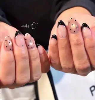 ネイル 大人可愛いネイル🎗 Hinaのネイルデザイン