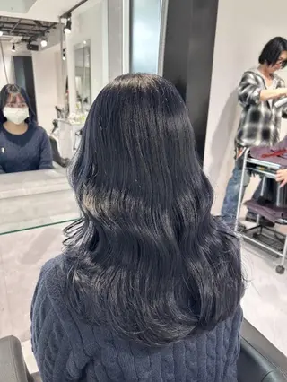 カラー 🪽THEATER 表参道🪽のヘアスタイル