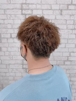ショート カラー パーマ ヘアアレンジ メンズ ブリーチなし艶カラー 東家のヘアスタイル