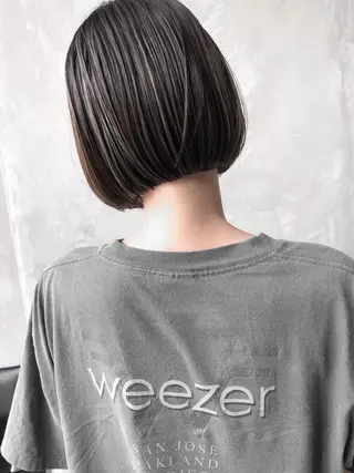 ショート カラー TOMO GEEKS代表のヘアスタイル