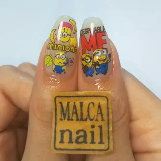 セミロング ヘアアレンジ パーマ ネイル キッズ MALCAnail(マルカネイル)所属・荒木 莉奈のネイルデザイン