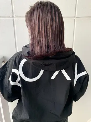 ミディアム ダブルカラー　/ インナーカラーMiiのヘアスタイル