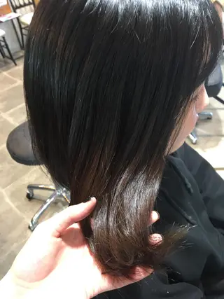 ミディアム カラー たなか ちあきのヘアスタイル