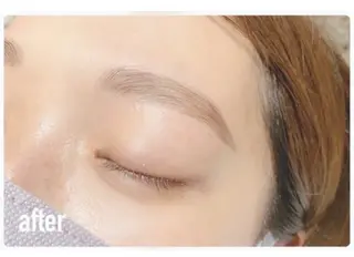 アイブロウ cilmeili所属・cilmeili sakiのマツエク・マツパデザイン