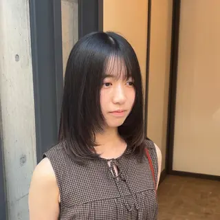 ミディアム ✨ケアブリーチカラー ✨️透明感カラーのヘアスタイル