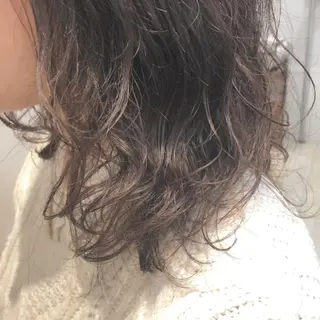 ミディアム パーマ 透明感・艶カラー/ 坂田友梨奈のヘアスタイル