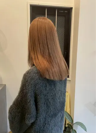 セミロング anri/梅田/ 透明感カラーのヘアスタイル