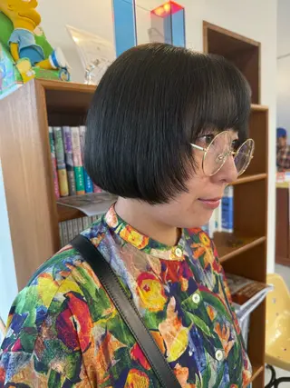 ショート 岩渕 愛のヘアスタイル