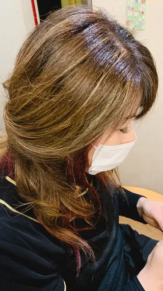 カラー 美容室 グラッシーヘアーのヘアスタイル