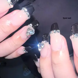 ネイル byeol  nail (ビョルネイル)所属・🌧byeol nail🤍のネイルデザイン