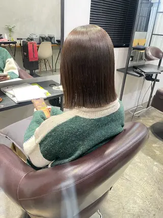 ショート カラー astar所属・kotono🪿 透明感カラーのヘアスタイル