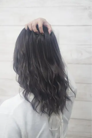 セミロング カラー ヘアアレンジ 枝毛カット&髪質改善 満足NO.1岡しゃんのヘアスタイル