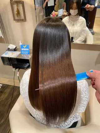 ロング 鯉谷　僚 【本物の髪質改善】のヘアスタイル