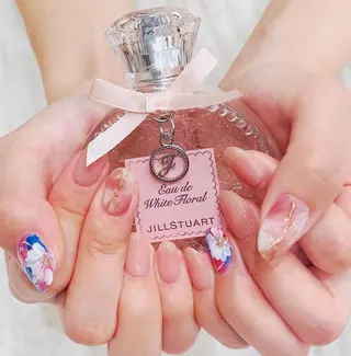 ネイル 横尾 麻里のネイルデザイン