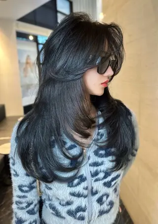 ロング カラー 中韓🇨🇳🇰🇷 🤍TAKAHIROのヘアスタイル