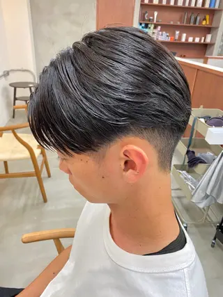 ミディアム YOHEI【メンズ/ パーマ/メンズ特化】のヘアスタイル