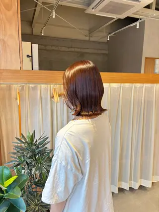 ミディアム カラー 土屋 愛海のヘアスタイル