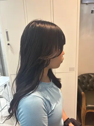ロング SeiRa☪️ 艶髪 透明感 / ネイルのヘアスタイル