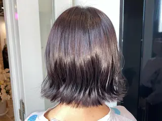 セミロング _White所属・ＳＨＩ ＺＵのヘアスタイル