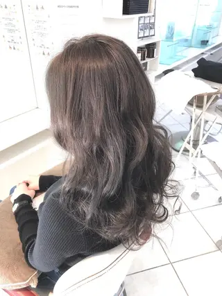 ロング カラー 保住 亮太のヘアスタイル