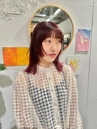 ミディアム カラー ウルフ/似合わせ レイヤー/RIHOのヘアスタイル