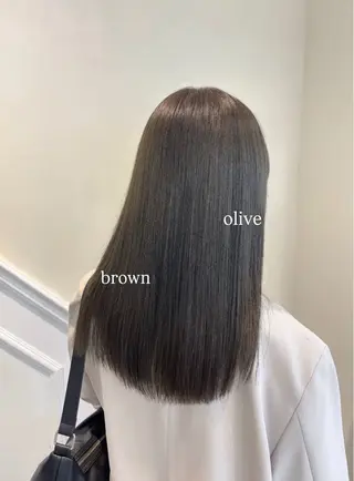 ロング カラー ハイトーン/ レイヤーカットyuiのヘアスタイル