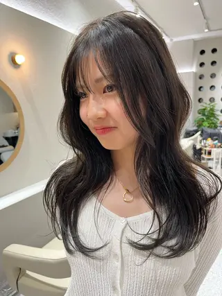 セミロング 海老名で可愛いを作る 🫧shuri🫧のヘアスタイル