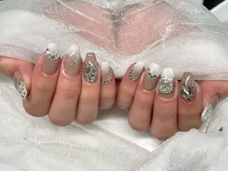 ネイル Roi〈ロワ〉 Minakoのネイルデザイン