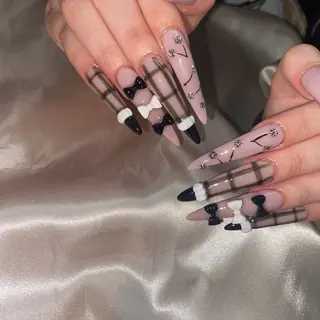 ネイル la vie  Luire所属・la vie Luire ｱｽｶのネイルデザイン