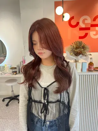 セミロング 淺井 捺央のヘアスタイル