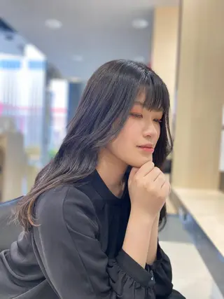 ロング 🩰 艶髪美髪 shiori🫧のヘアスタイル