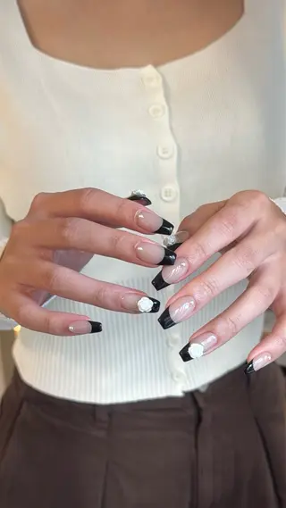 ネイル Ami 🦥のネイルデザイン