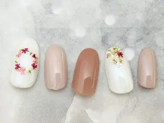 マツエク・マツパ リセ有楽町店 ネイリストのネイルデザイン