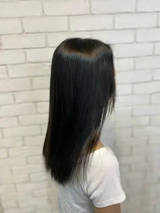 セミロング カラー ヨシダ フミノリのヘアスタイル