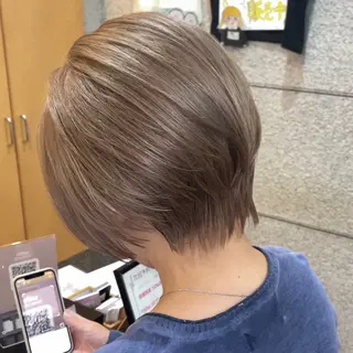 ショート カラー ACTION心斎橋店 Lisaのヘアスタイル