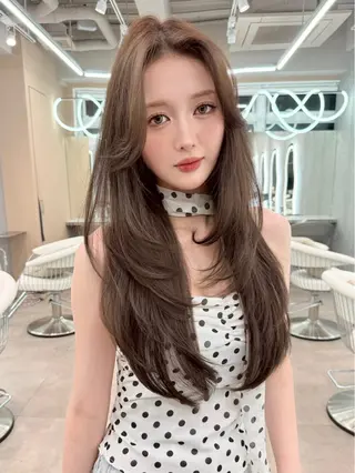 ロング カラー 大宮韓国風レイヤー 吉田こうすけのヘアスタイル