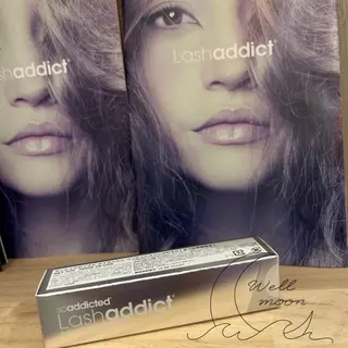 Well moon 🌙岩部のマツエク・マツパデザイン