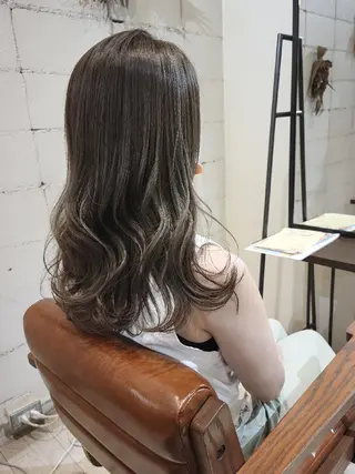 カラー 尾野 恭平のヘアスタイル