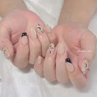 ネイル 𝓇𝒶𝓃𝒶𝓃 𝓃𝒶𝒾𝓁のネイルデザイン