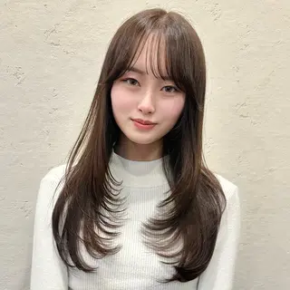 セミロング 🌹ハッシュカット、 レイヤー韓国ヘア🌹のヘアスタイル