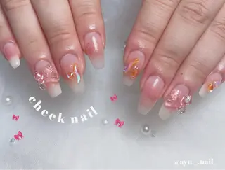 ネイル あゆ🎀/ワンホンネ イル/痛ネイルのネイルデザイン