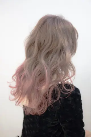 ミディアム カラー FÜRSTIN所属・西村髪質改善 ブリーチ縮毛矯正のヘアスタイル