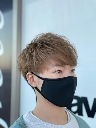 ショート カラー 💫カットパーマ💫 伊原虎太郎のヘアスタイル