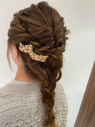 ロング ヘアアレンジ neaf【六本木】所属・愛され/ミディアム 六本木/佐藤ゆり🎀のヘアスタイル