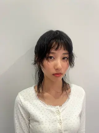 ミディアム パーマ 櫻井 莉子のヘアスタイル